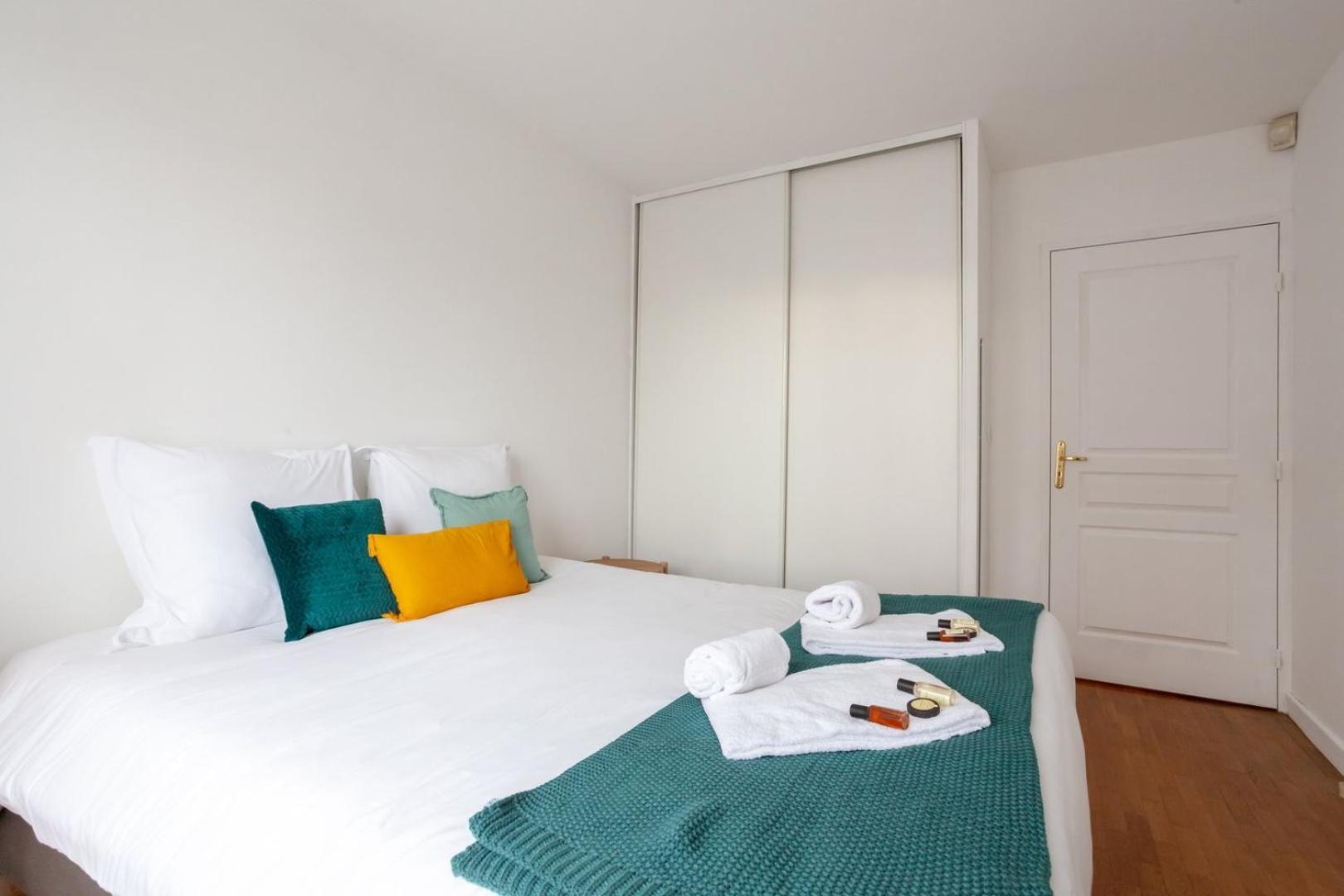 Spacious 1Br | Near City Center & Baby-Friendly! Apartment Lyon Luaran gambar